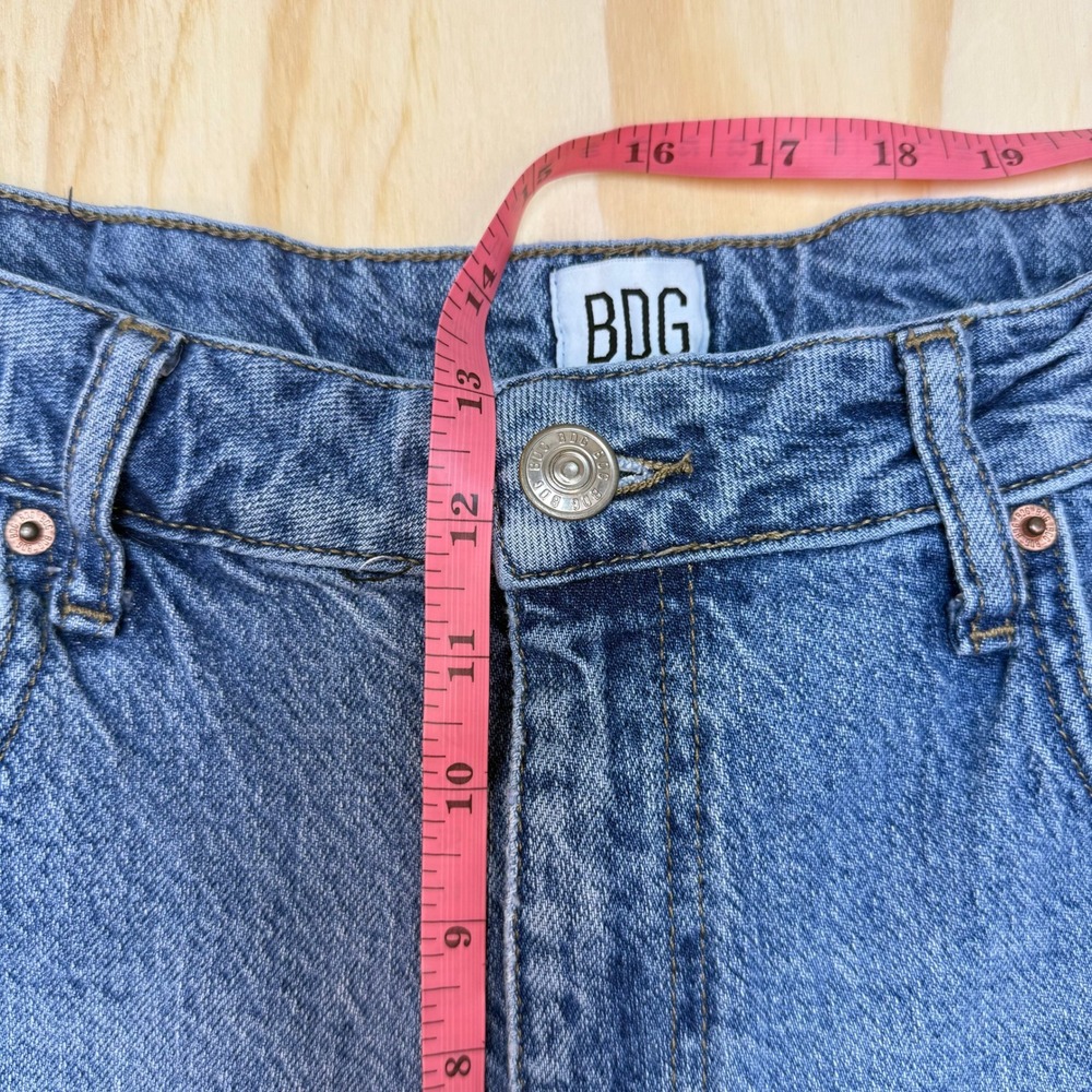 BDG Urban Outfitters Edie High Rise Straight Jeans Medium Wash Raw Hem Blue 32 - Picture 4 of 7